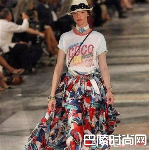 Ringer Tee＋半裙_这件复古T恤才是夏天最值得囤的单品