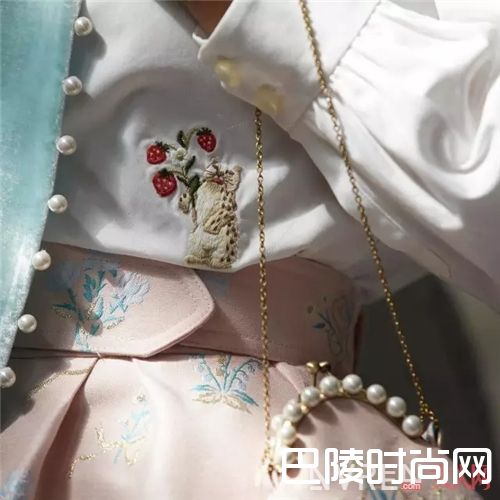 Sretsis品牌介绍_好看又时髦 这几个泰国品牌也“开挂”了