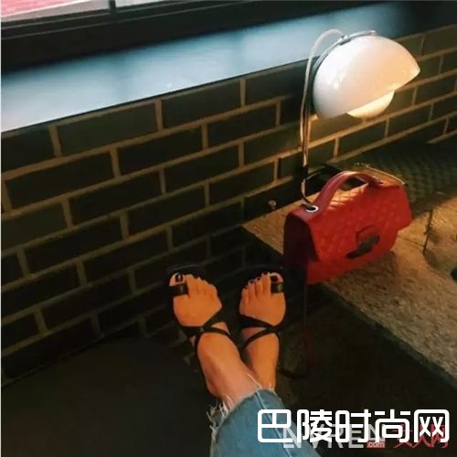 Salondeju品牌介绍_舒适度与颜值并存 这6个小众鞋品牌真的不贵！