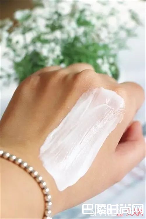 悦木之源保湿水润畅饮保湿面膜_这些回购率超高的面膜 让你美得很放心~