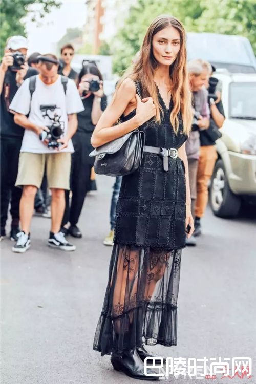 薄纱连衣裙如何搭配?_度假正确的style 从这5条仙女裙装扮开始