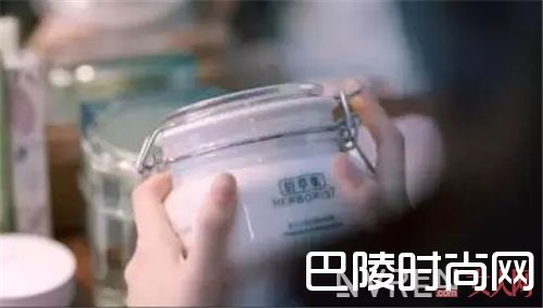 关雎尔用什么护肤品？_那些与女明星同款的护肤品 到底好不好用呢？