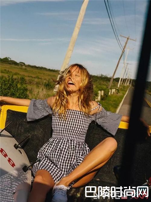  格纹连衣裙如何搭配？_度假正确的style 从这5条仙女裙装扮开始