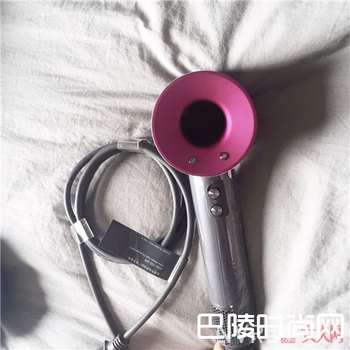 Dyson Supersonic吹风机简介_什么吹风机好用？这四款吹风机好用又有颜吗？
