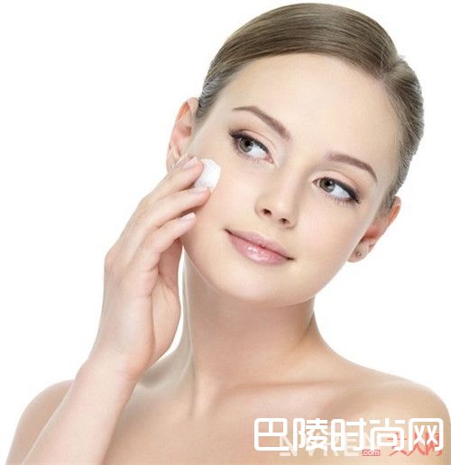 混合性肌肤护肤重点是什么_夏季护肤需要注意什么技巧?不同肤质怎么护肤好?