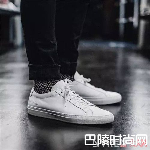 Common Projects介绍_还好今年有这五大复古风的白鞋 再也不怕撞鞋了