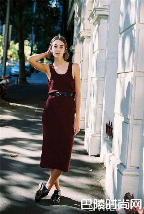 鞋子极简搭配_这5套极简搭配送给你 让你美一夏