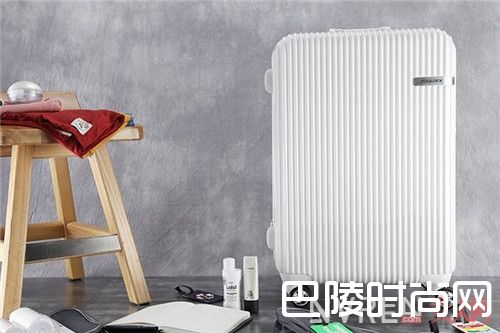 lock&lock介绍_这8个物美价廉的行李箱 才能配得上你的盛夏