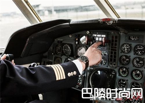 Bell & Ross 机械表都被哪些让采用_男人的机械情结:5款小众的「机械表」品牌推荐给你