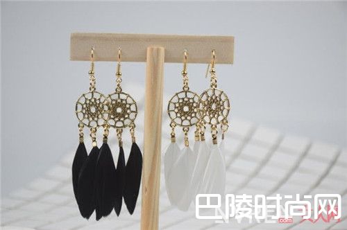 Bonsergent Studio耳饰简介_夏日耳饰怎么打造？这6款耳饰品牌让你搭配出时髦可爱感！