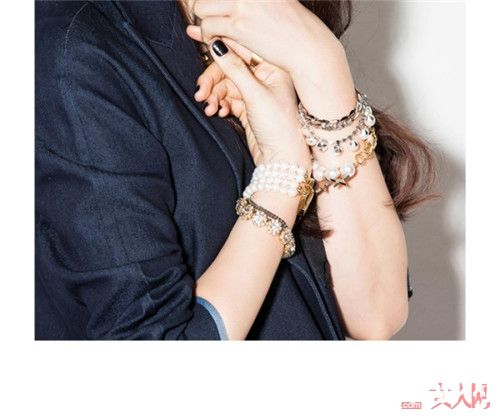 Monday Edition韩国配饰品牌简介_夏日耳饰怎么打造?这6款耳饰品牌让你搭配出时髦可爱感!