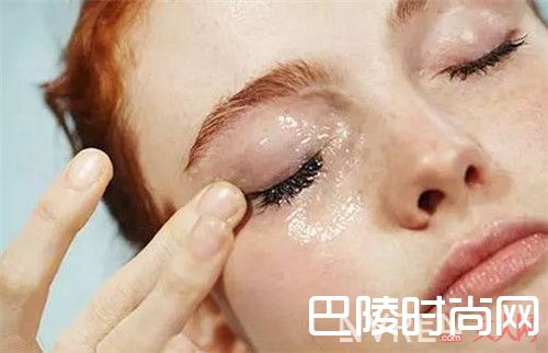 FANCL 深层卸妆油简介_最好用的10款卸妆产品有哪些?卸妆干净对皮肤有什么伤害?