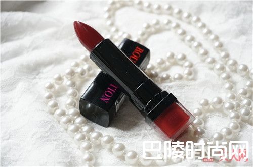 妙巴黎唇色编辑唇膏简介_平价彩妆产品推荐:大牌彩妆平价替代品评测有哪些?(下)