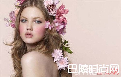 Canmake花瓣腮红 平价彩妆产品简介_哪些平价彩妆产品值得推荐?可以替代大牌彩妆产品吗?(下)