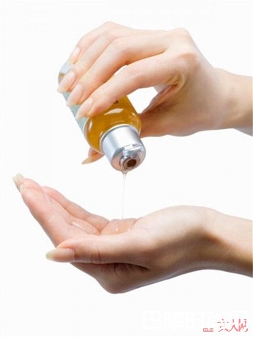 精华液怎么按摩可以帮助吸收_夏季护肤8大雷区:为什么皮肤越来越差?4个步骤教你正确护肤!
