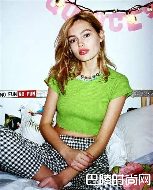 绿色介绍_时髦的人才不会天天穿黑白 他们都爱糖果色