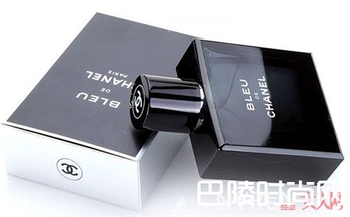 香奈儿蔚蓝男士淡香水简介_2017年适合男同胞们的香水十强:最火男香都有哪些品牌香水呢?