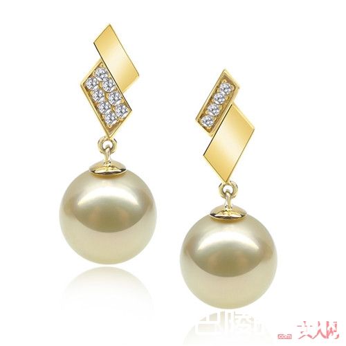 时下流行珍珠与哪些材质的组合_珍珠与哪些材质组合流行?这些品牌珍珠首饰能让你变得时髦吗?