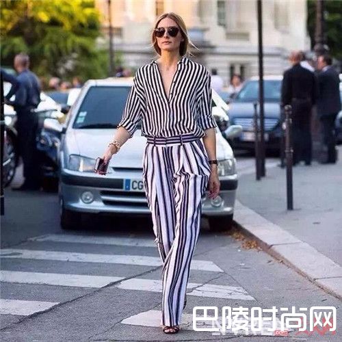 条纹套装怎么混搭更有趣_竖条纹经典单品怎么时髦的穿？哪种竖条纹服饰是衣橱必备？