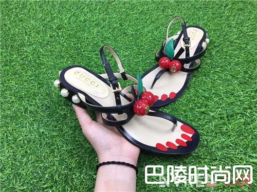 Gucci珍珠品牌简介_珍珠与哪些材质组合流行?这些品牌珍珠首饰能让你变得时髦吗?