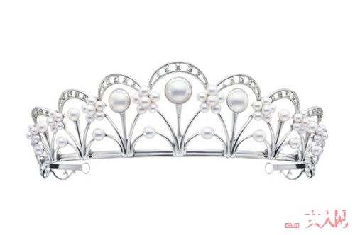 Tasaki珠宝品牌简介_珍珠与哪些材质组合流行？这些品牌珍珠首饰能让你变得时髦吗？