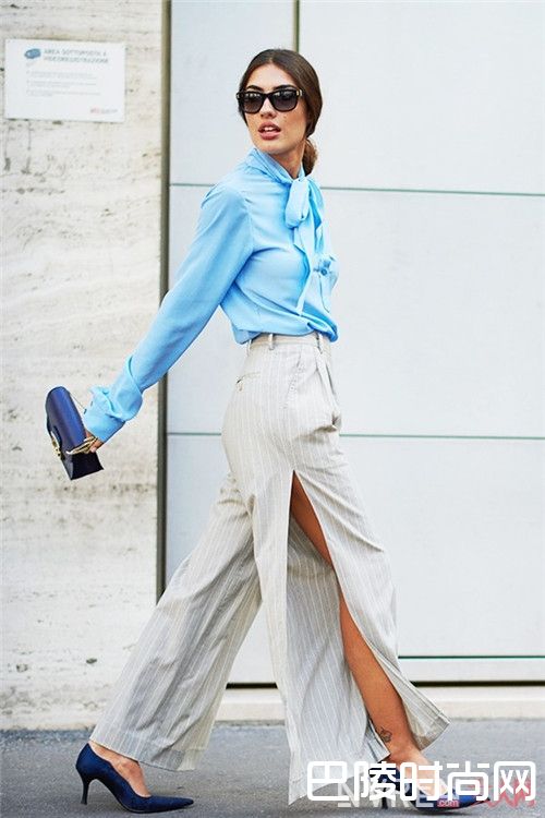 竖条纹阔腿裤怎么穿出性感气息_竖条纹经典单品怎么时髦的穿？哪种竖条纹服饰是衣橱必备？