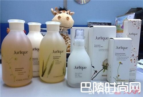  Jurlique茱莉蔻 玫瑰身体乳简介_属于你的夏日香气身体乳你选哪种？这6款身体乳让你夏日香香的！