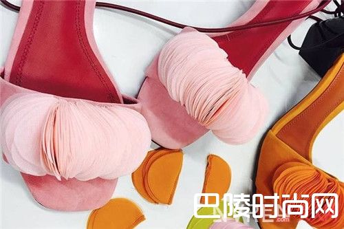 Mercedes Castillo介绍_炎炎夏日送你一双好穿好看又百搭的平底鞋