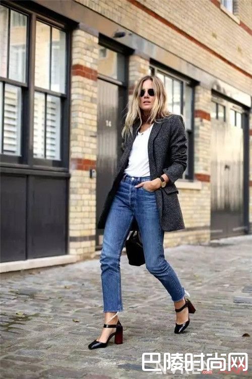 方跟鞋搭配重点是什么_ 2017年盛夏，哪些鞋履你必须入手呢？