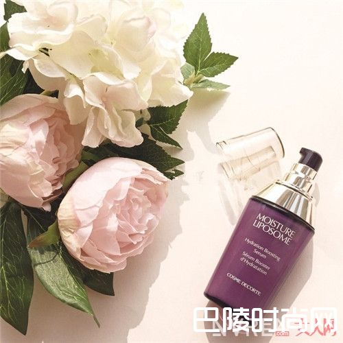 黛珂 Moisture Liposome保湿精华美容液 简介_超人气美白精华液有哪12个产品？怎么把你打造成超级白富美？