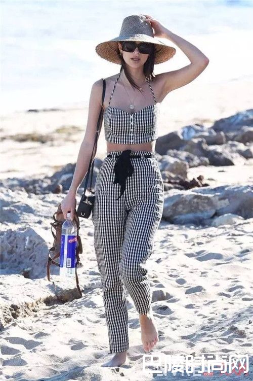 编织宽沿帽2017年夏天时髦吗_2017年夏天最时髦的六大配饰是什么？美丽女人至少要有一个！