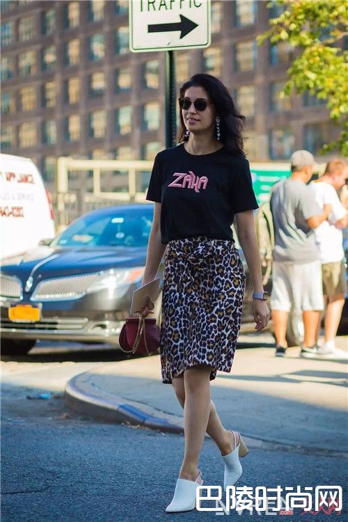 穆勒鞋+休闲/通勤裙款介绍_这6款搭配真的是美炸了 学会让你加分的秘籍