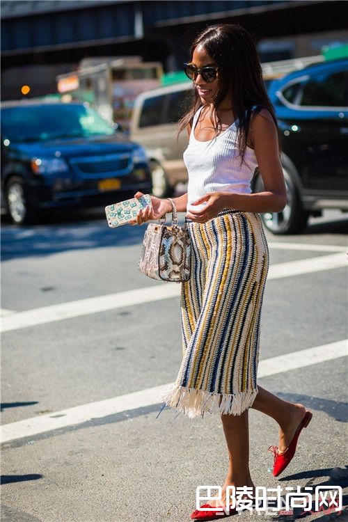 穆勒鞋+休闲/通勤裙款介绍_这6款搭配真的是美炸了 学会让你加分的秘籍