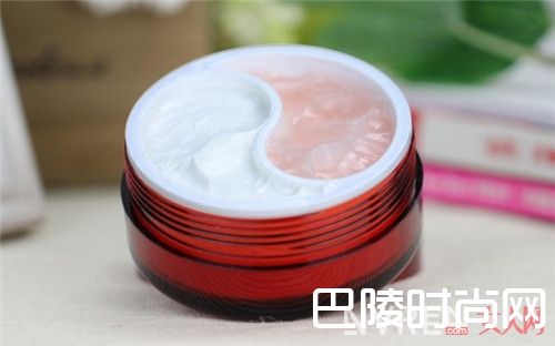 雅诗兰黛鲜亮焕采双效精华面膜简介_美妆达人最爱的面膜排行榜前十名有哪些？