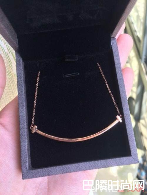 蒂芙尼T系列的笑脸项链简介_今年什么珠宝首饰最流行?什么品牌的项链值得推介?