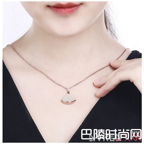 宝格丽扇形项链简介_今年什么珠宝首饰最流行?什么品牌的项链值得推介?