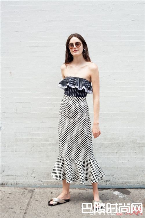 拖鞋+修身裙款介绍_这6款搭配真的是美炸了 学会让你加分的秘籍