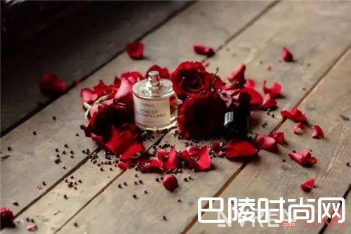 Byredo Rose Of No Man`s Land香水简介_这十支香水能满足你的玫瑰控灵魂嗅觉吗？