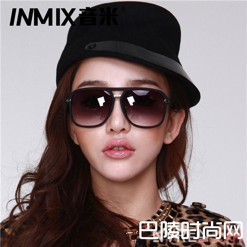 INMIX音米彩色墨镜 简介_夏日哪些配饰平价又精致？这些配饰戴上美上10个度！