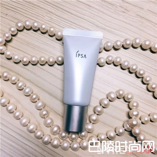 IPSA纯美无瑕隔离霜 简介_夏天脱妆救星：这些隔离乳液让底妆不再斑驳！