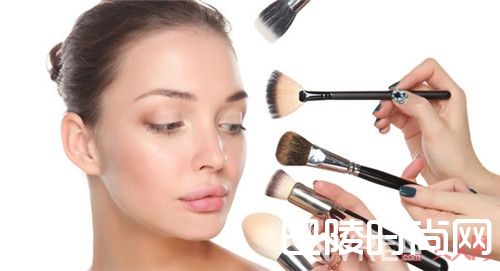 LUNASOL日月晶采妆前隔离 简介_夏天脱妆救星：这些隔离乳液让底妆不再斑驳！