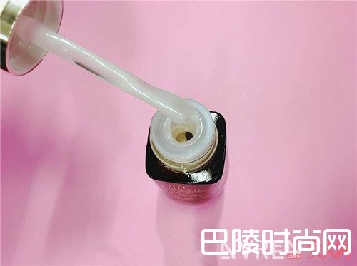 雅诗兰黛肌透修护眼部密集精华 简介_8月最“嘉”护肤新品有哪些?让你夏日肌肤活力、冰爽水润?!