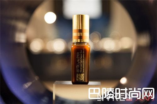 雅诗兰黛肌透修护眼部密集精华能对抗环境损伤吗_8月最“嘉”护肤新品有哪些？让你夏日肌肤活力、冰爽水润？！