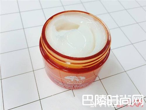 悦木之源咖啡因活力焕亮保湿凝乳 简介_8月最“嘉”护肤新品有哪些？让你夏日肌肤活力、冰爽水润？！