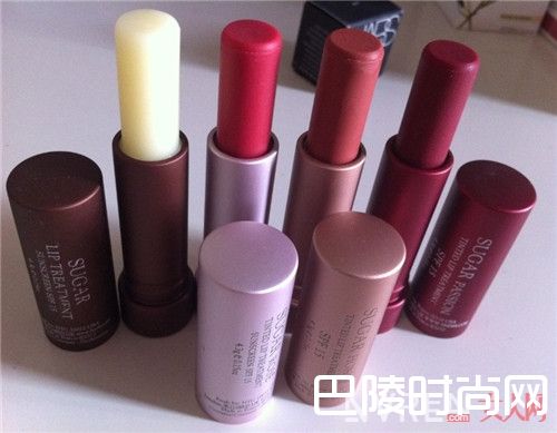 Fresh 黄糖唇膏 简介_哪些口红是食品级别？必备的食品级口红有哪些？