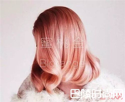蜜桃金发色时候什么皮肤的女生_2017流行发色都有哪些颜色？不同肤质女生适合什么发色？