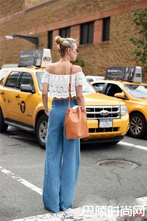 一字肩上衣搭配阔腿裤穿什么鞋子好_一字肩上衣搭配什么裤子时尚有气质？5个小技巧教你如何驾驭一字肩！