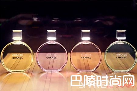 这9款适合你的香水，才是这个夏天你需要的！_这九款人气香水，有没有一款是属于你的味道？