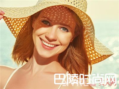 晒后皮肤怎么修复？这几款面膜有镇定舒缓的效果吗？_晒后修复篇：这些面膜对皮肤修复效果如何？