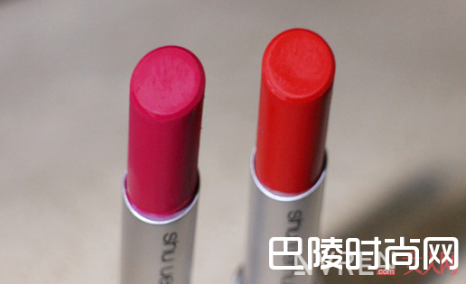 这几种口红颜色让黄皮的你,上班约会两相宜!_黄皮口红必备：这几款唇膏颜色让你诠释女人的完美！